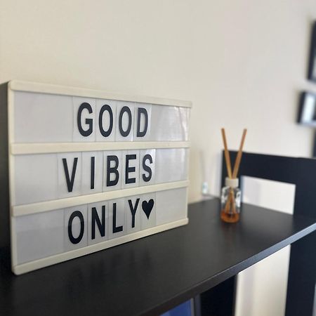 Charlie Aviv Park Apartman Belgrád Kültér fotó